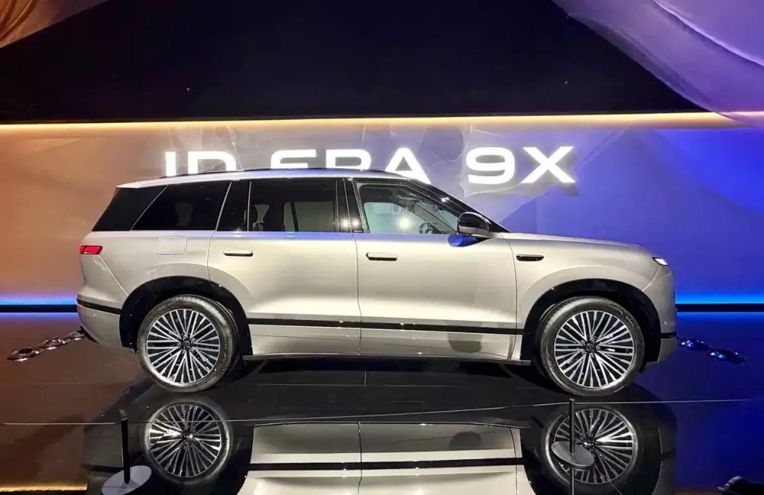 xehay_era209x_010426_7 SUV cỡ lớn Volkswagen ID. Era 9X trình làng: Sở hữu màn hình ẩn độc đáo, cùng hệ thống cảm biến dày đặc