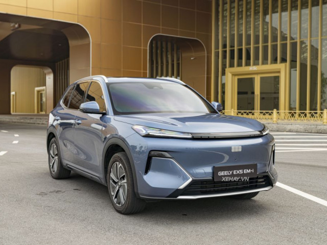 [ĐÁNH GIÁ XE] Geely EX5 EM-i: Hướng đi “lai điện” cho người dùng thực dụng