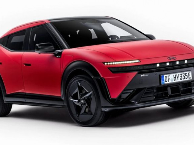 Ioniq 3 ra mắt: "Vũ khí" mới của Hyundai, sẵn sàng cạnh tranh BYD Dolphin