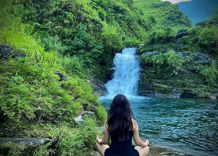 Thác Du Già Hà Giang đẹp thế nào mà du khách mê mẩn? 