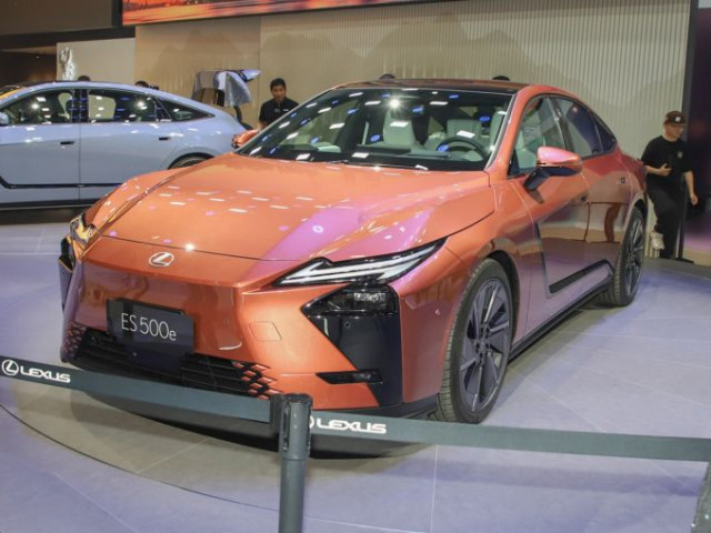 Chi tiết Lexus ES 500e: Sedan thuần điện sắp về Việt Nam với giá dự kiến 3 tỷ đồng