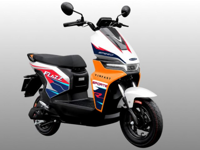 VinFast Flazz Max có bản nâng cấp: Xe máy điện đổi pin chạy được 85 km/sạc, giá chỉ hơn 13 triệu đồng
