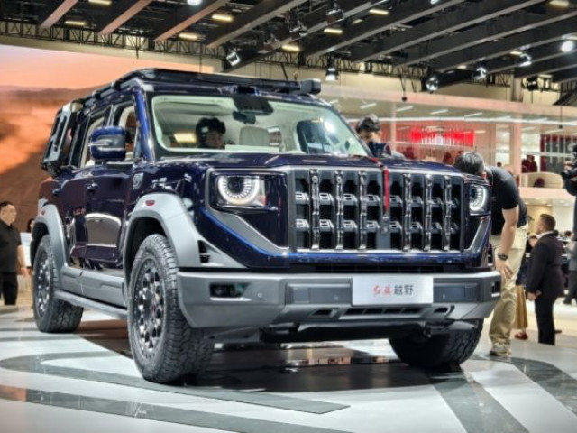 Hongqi chốt tên thương mại cho mẫu SUV địa hình đầu tiên: Xe EREV 4 mô-tơ mạnh gần 1.000 mã lực, chạy xa tới 1.350 km