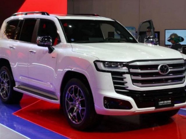 Toyota Land Cruiser HEV ra mắt Đông Nam Á, giá gần 3 tỷ VNĐ: Dự kiến về Việt Nam cuối năm