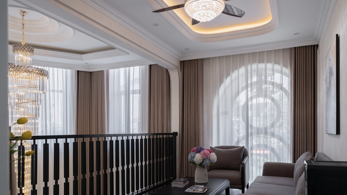 Biệt thự tân cổ điển 550 m2 'mềm hóa' không gian bằng hệ vòm