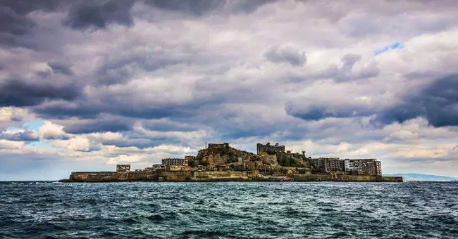 "Hòn đảo ma" giữa biển khơi Nhật Bản trở thành di sản văn hóa thế giới của UNESCO