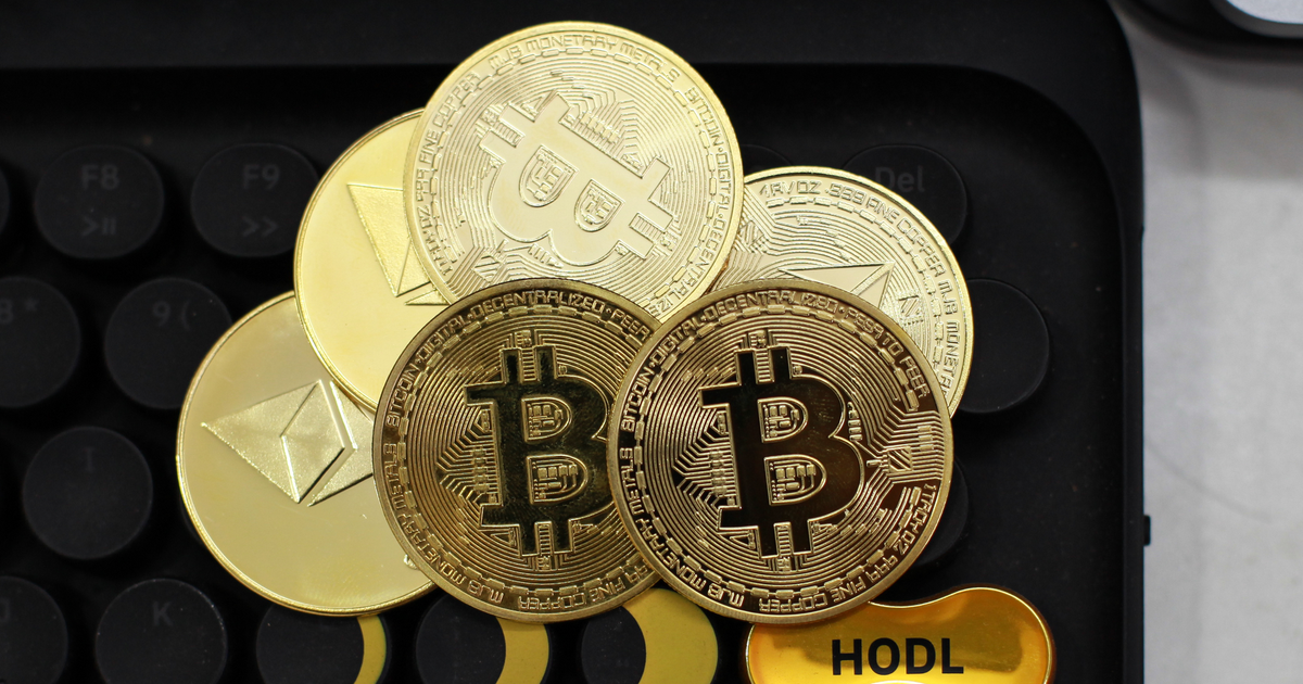 Giá Bitcoin hôm nay 14.8.2026: Mắc kẹt trong vùng giá 63.000 USD