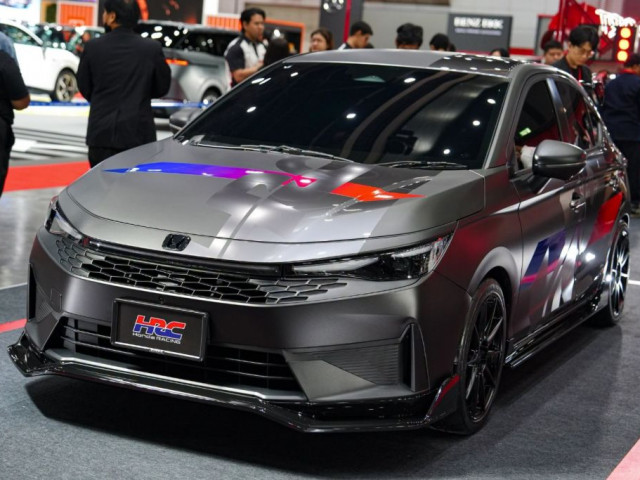 Honda City Hatchback HRC Concept ra mắt: Bodykit thể thao, mâm rèn 17 inch cùng ngoại thất đổi màu độc đáo