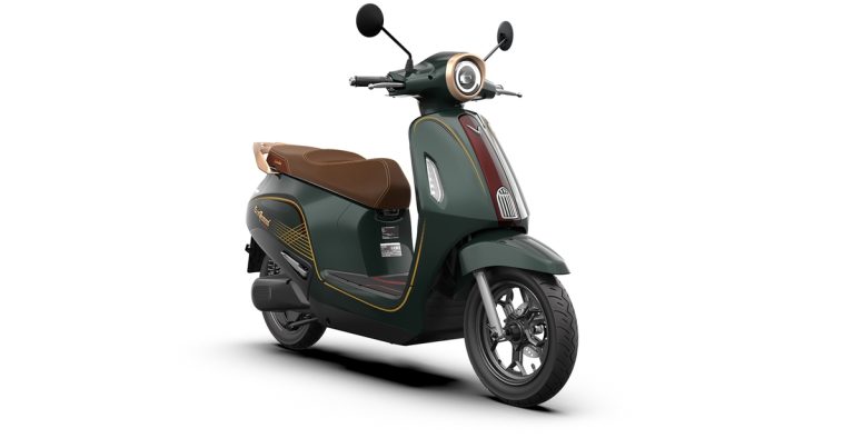 VinFast tung xe máy điện Evo Grand mới: 3 phiên bản, di chuyển tối đa 262 km VinFast tung xe máy điện Evo Grand mới: 3 phiên bản, di chuyển tối đa 262 km