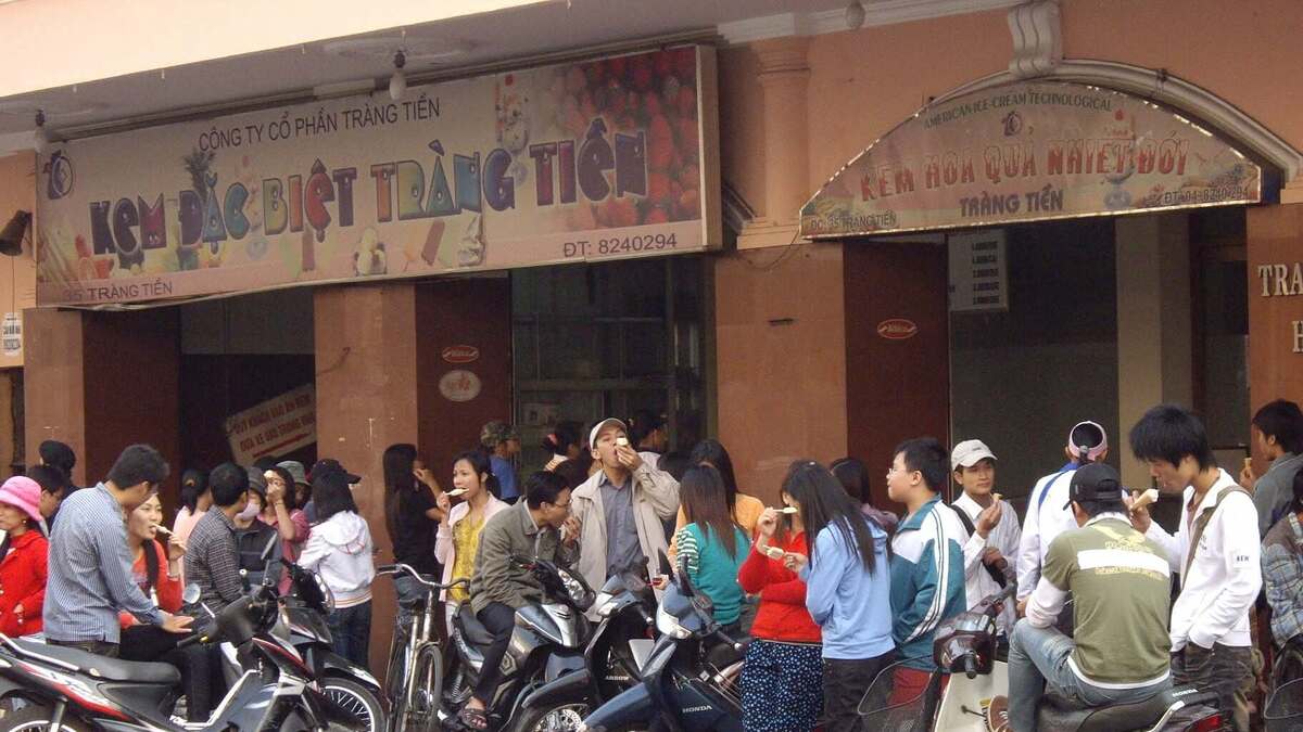 Ký ức hiệu kem 35 Tràng Tiền qua ống kính người khách Nhật
