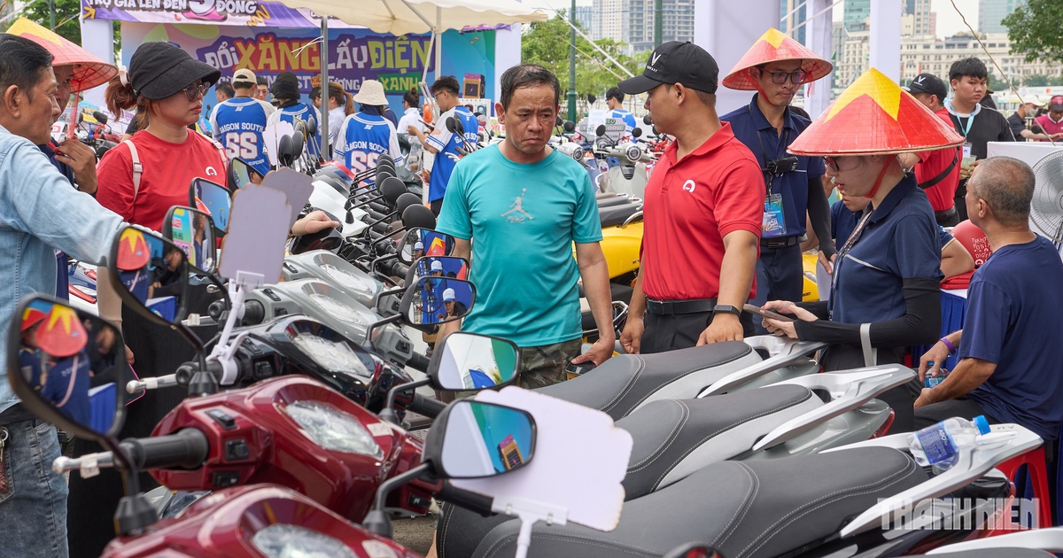 Pin xe máy điện: Nên mua, thuê hay đổi?