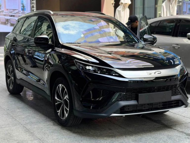 BYD Sealion 5 DM-i xuất hiện tại TP.HCM: "Đàn em" Sealion 6, giá dự kiến hơn 700 triệu đồng