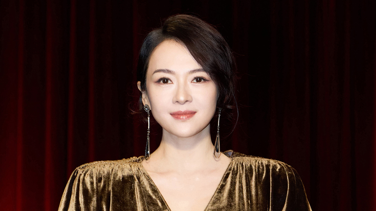 Chương Tử Di mặc tôn dáng sau giảm cân