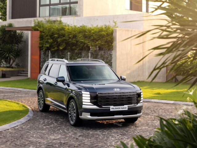 Hyundai Palisade Hybrid chính thức chốt giá tại Việt Nam: 3 phiên bản, giá từ 1,499 - 1,699 tỷ đồng
